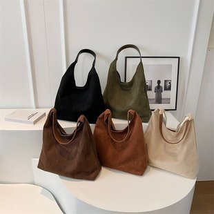 High-grade Niche Underarm Bag Women's 2024 New Trendy Fashionable Large Capacity Shoulder Bag Casual All-match Commuter Tote Bag