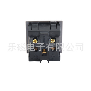 20 Years of Manufacturer Supply of Electromagnetic Sockets, Black Wiring Three-Hole Sockets, American Standard Sockets, Full Range of Power Sockets