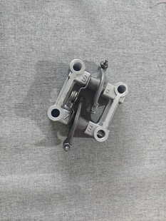 Скутер GY6 125 150 коромысла кронштейн в сборке