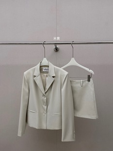 [Xiaohe] Spring new casual small lapel simple short single row three button suit jacket H6292