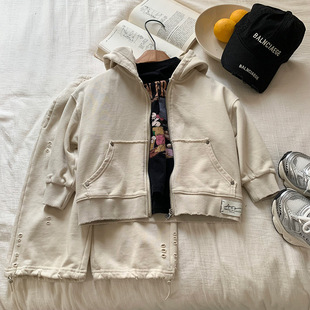 Boys' Sports suit Spring and Autumn 2025 New Children's Sweatshirt Western Style Casual Two-piece Children's Wear Fashionable Summer