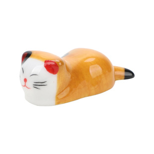Japanese-style Cute Ceramic Pen Holder for Vegetables and Fruits Mini Brush Holder Pen Holder for Kitten Creative Artistic Small Ornaments