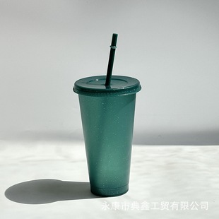 Cross-border new cold temperature glitter cup 24OZ large capacity PP plastic cup fashion suction cup can add logo