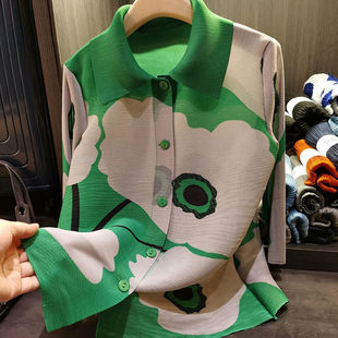 Cross-border Foreign Trade 2024 New Pleated Printed Lapel Cardigan Single-breasted Shirt Women's Slim Look Fashionable All-match Western Style