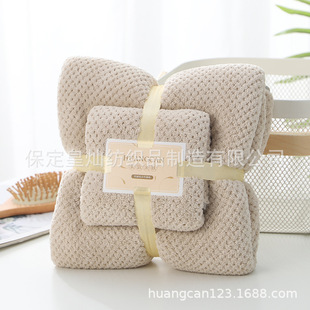 Factory batch of new high quality pineapple towel bath towel set coral fleece beach towel soft absorbent LOGO
