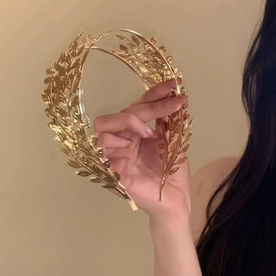 Retro European and American Fashion Elegant Necklace Square Dance Indian Dance Exaggerated Semi-Circular Sequin Headwear Performance Headwear