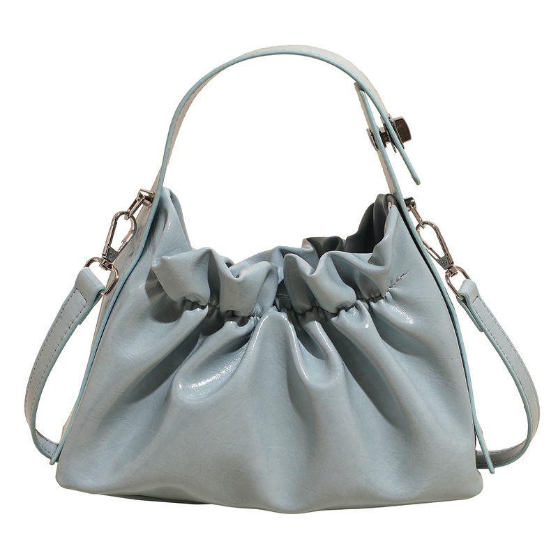 Foreign trade wholesale gold party bucket bag, new style, pleated cloud bag, versatile chain shoulder/crossbody bag