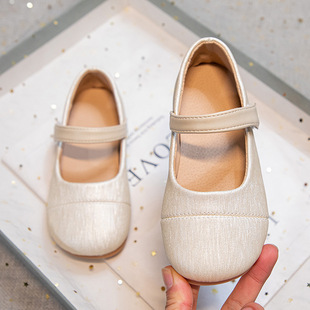 Girls Small Leather Shoes 2024 Spring New Children's Shoes Soft-soled Princess Shoes Women's Treasure Online Popular Foreign Style Single Shoes Spring and Autumn