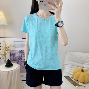 2025 ice silk suit ladies summer new thin running sports T-shirt casual breathable quick-drying shorts suit.
