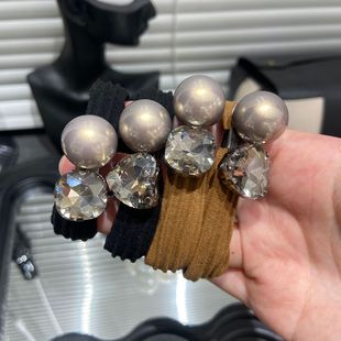 Autumn and winter New Pearl high elastic hair band advanced Internet celebrity rhinestone hair rope love square towel ring simple leather case
