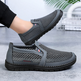 Shoes Men's Summer Mesh Men's Shoes Soft Sole Lightweight Not Tired Feet Old Beijing Cloth Shoes Middle-aged and Elderly plus size Dad Shoes