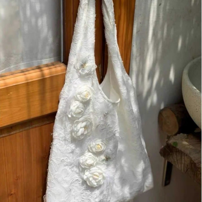 2024 New Gentle Fairy Style Spring/Summer Floral Lace Large Capacity Shoulder Bag, Simple and Versatile Korean Style Canvas Bag