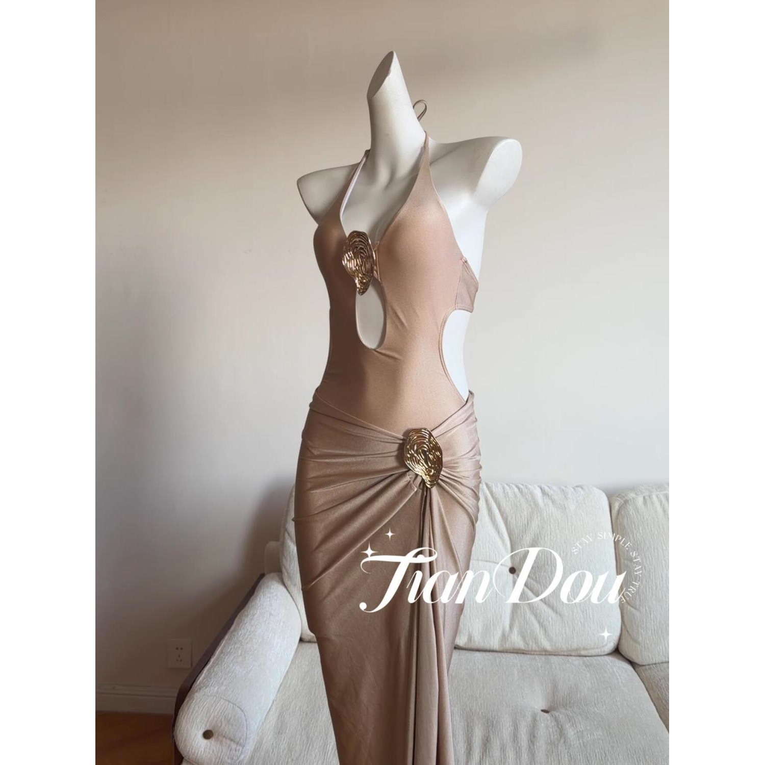 High-End Champagne-Colored One-Piece Long Dress for Beach Vacations, Island Hot Springs, and Swimming; Sexy Deep V-Neck with Premium Texture, Ins Style