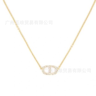 On the version of the real shot Dijia D letters CD full of diamond pig nose necklace women's fashion high-end sense large clavicle chain women