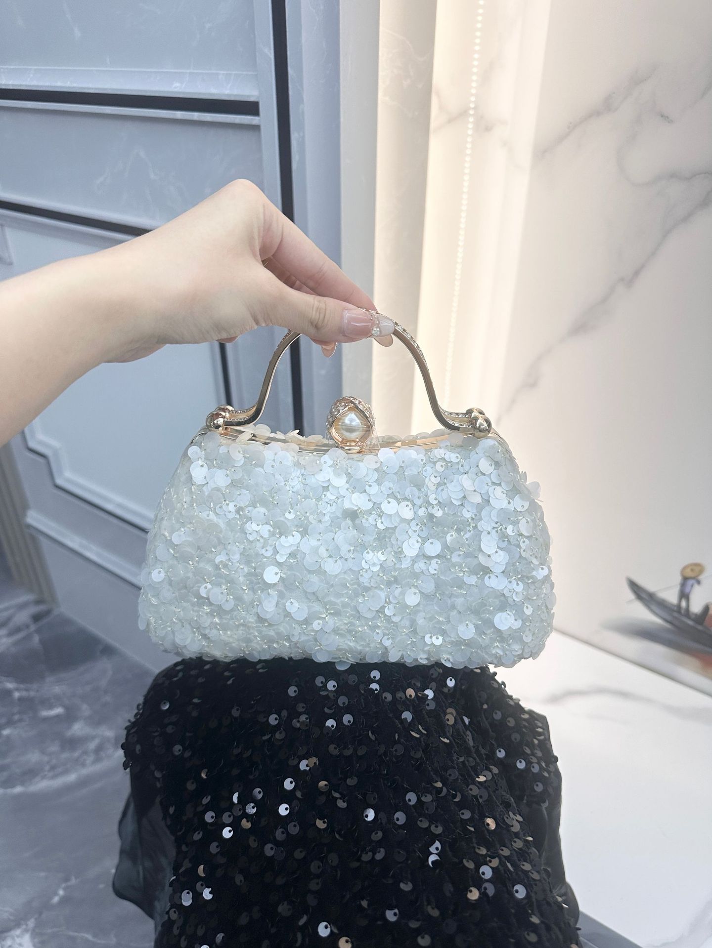 Cross-border popular bridal gowns, evening dresses, clutches, party bags, banquet bags, sequined banquet bags