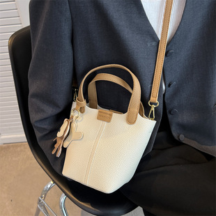 This year's Popular Small Bag Women's 2022 New Texture Niche Portable Shoulder Bag All-match Crossbody Bucket Bag
