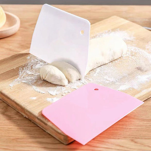 Scraper baking blade knife cake plastic plaster cut surface scraping panel rice rolls food grade tool baking small size