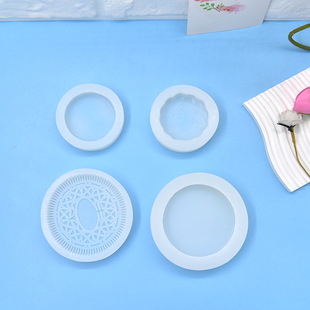 Net red emoji biscuit mousse cake mold DIY sandwich biscuit cake pinch 3 inch 4 inch 6 inch silicone mold