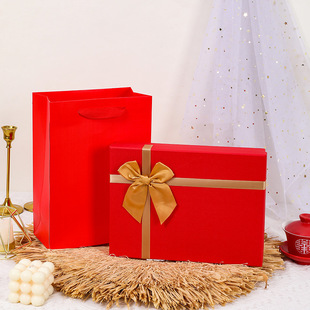 Factory wholesale red gift box heaven and earth cover gift box bag clothes gift box empty box festive spot