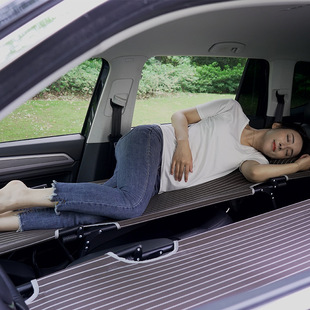 Car change bed non-inflatable wooden board folding car travel co-pilot sleeping SUV sedan universal rear sedan