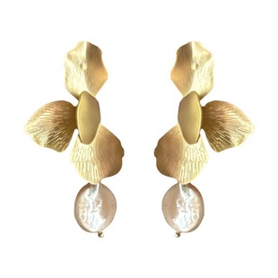 S925 Silver Needle Korean Metal Flower Pearl Retro Tassel Niche French Temperament High Design Sense Ear Stud Ear