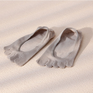 Spun Silk Women's Socks Mulberry Silk Five-finger Socks Invisible Shallow Mouth Boat Socks Knitted Silk Socks Breathable Comfortable Socks Summer