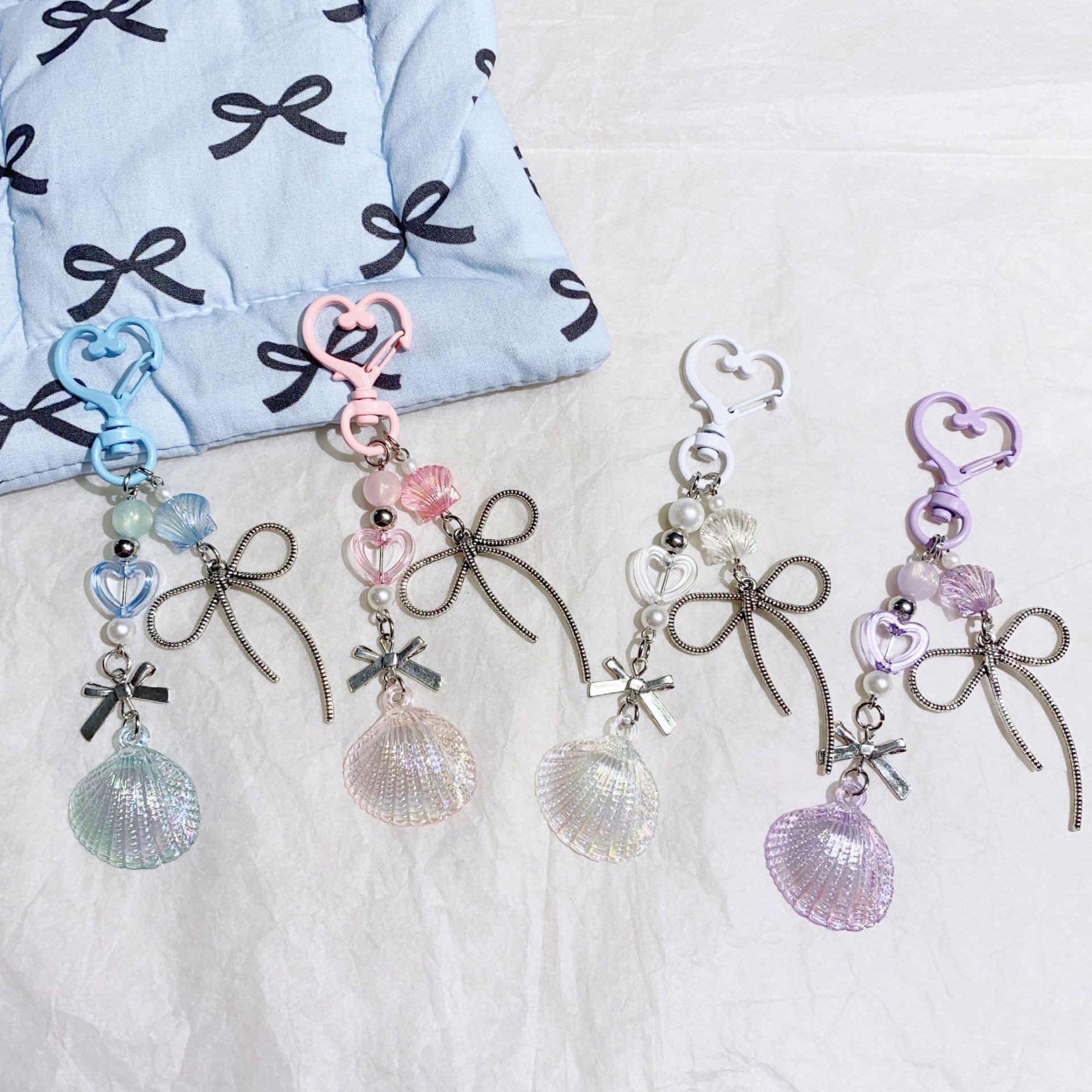 Natural and Fresh Beach-Style Holiday Souvenir Colorful Laser Shell Keychain Bow Bag Charm Wholesale