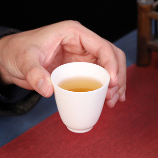 White Porcelain Small Tea Cup Ceramic Household Kung Fu Tea Tasting Cup New Chinese Style Tea Special Cup Suet Jade Tea Set Wholesale