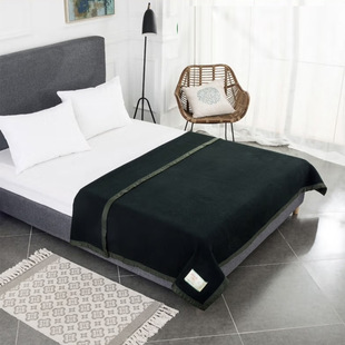 Army Green Emergency Wool Blanket Disaster Relief Cashmere Blanket Dormitory Towel Blanket School Winter Thickened Civil Warm Dual-use