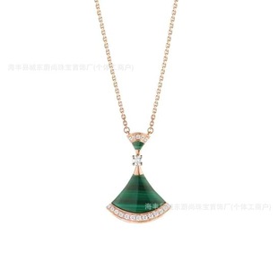 High Pair Version Fan-shaped Small Skirt Necklace Women CNC Seiko Sterling Silver White Fritillaria 18k Rose Gold Clavicle Chain Wholesale