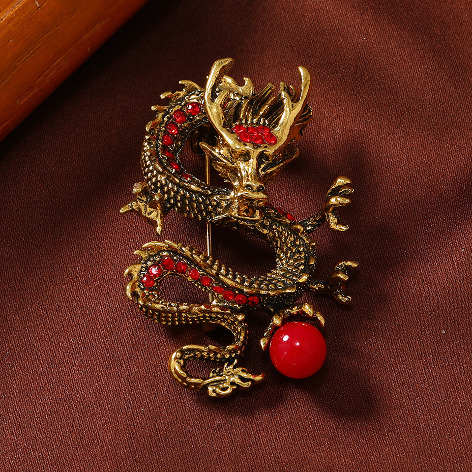 Retro domineering Chinese dragon brooch men's and women's high-end national tide zodiac dragon year pin temperament pearl corsage suit
