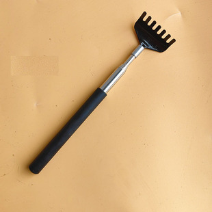 Factory direct color seven-tooth stainless steel retractable tickle portable old man le don't ask for people to scratch itch rake