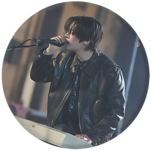 Stray Kids New Album Trailer Badge Huang Xuanchen Peripheral Badge Small Round Mirror Keychain Pendant