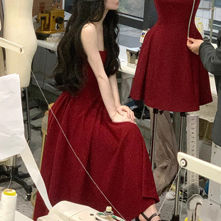 plus size Little Red Dress U-neck Sling dress Women's 2024 New French Niche High-end Slimming All-match A- skirt