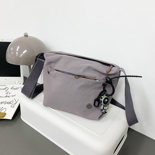 Crossbody Bag Women's 2025 New Arrival Fashionable All-Match Canvas Bag Lightweight Waterproof Casual Bag Walking Nylon Small Backpack for Women