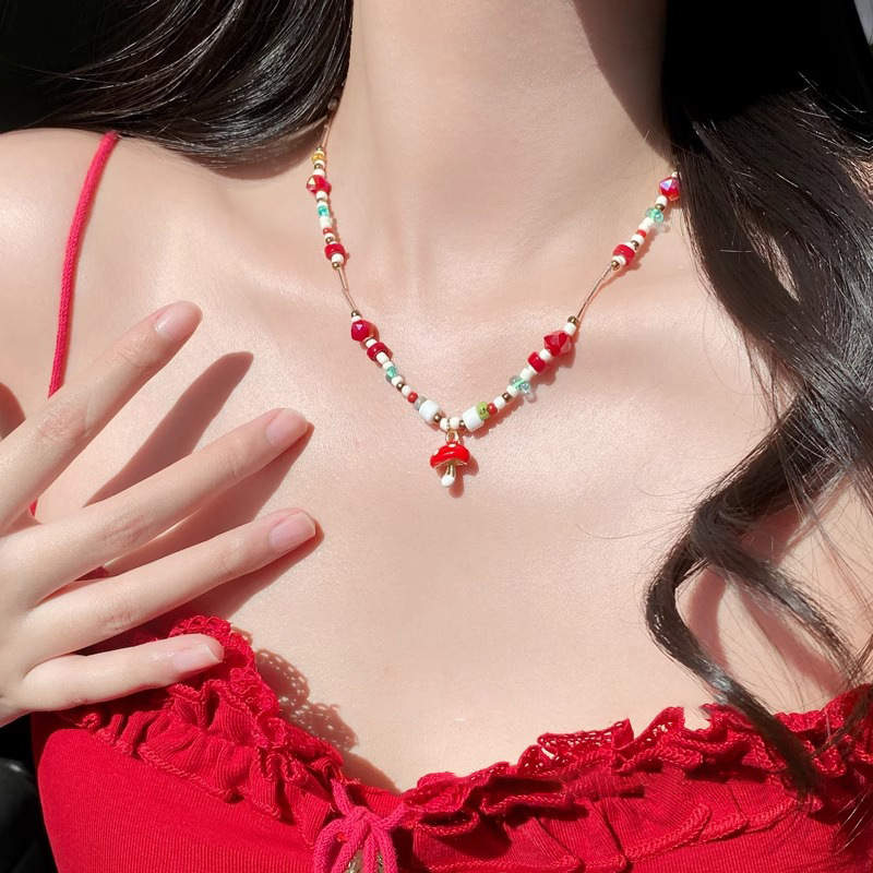 Summer Dopamine Mushroom Beaded Necklace Women's 2025 New Hot Style Long Sweet Halter Sweater Chain Accessories