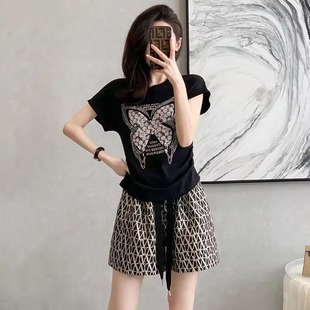Fashion Influencer Set for Women 2024 Loose Stylish Casual Butterfly Print Design Short Sleeve Shorts Two-Piece Set