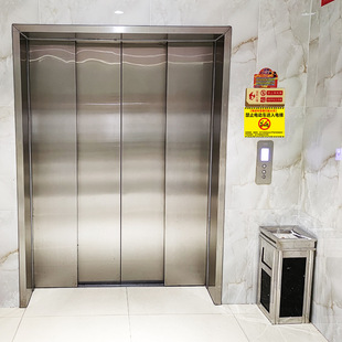 No electric cars entering the elevator sign sticker no battery car going upstairs sign inside prompt warning sign