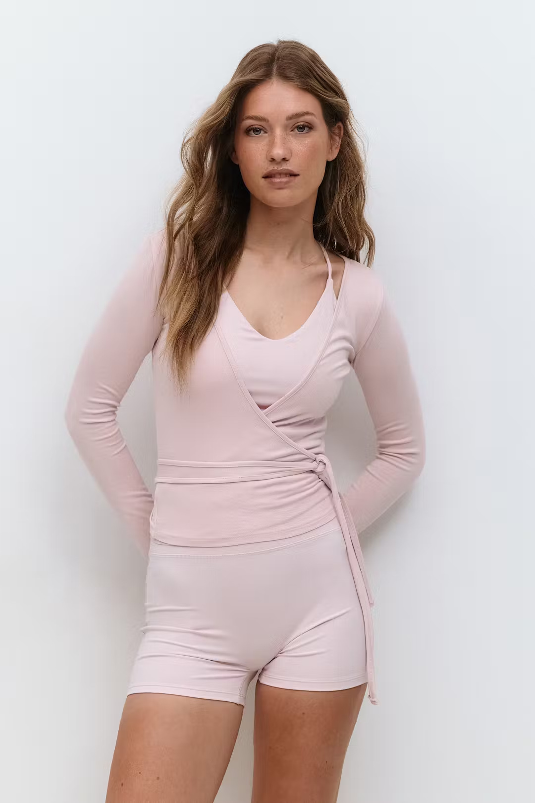 Cross-Border European and American Style 2025 Sexy V-Neck Long-Sleeved Strappy Yoga Wear Waist Fashion Sports T-Shirt Fitness Wear Top