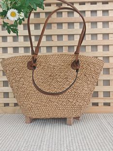 On behalf of wholesale and retail new gradient solid color straw bag large capacity leisure beach bag woven messenger bag