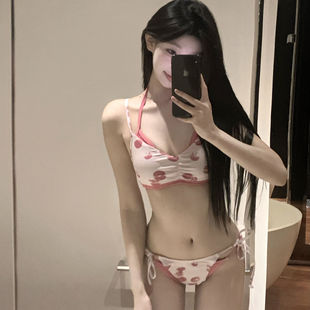Swimsuit Women's Summer High-end Split Bikini Four-piece Set Long-sleeved Sunscreen Sexy Flesh-covered White Seaside Beach