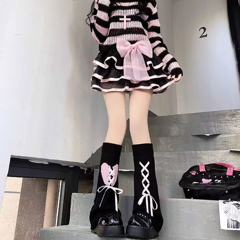 Japanese-Style Sweet Girl White Wide-Leg Loose Slouch Socks with Cross-Tie Heart Dopamine Sweet Girl Jk Socks