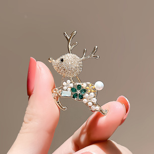 New alloy brooch high-end sense niche women wholesale high-end pin coat suit high-end all-match corsage