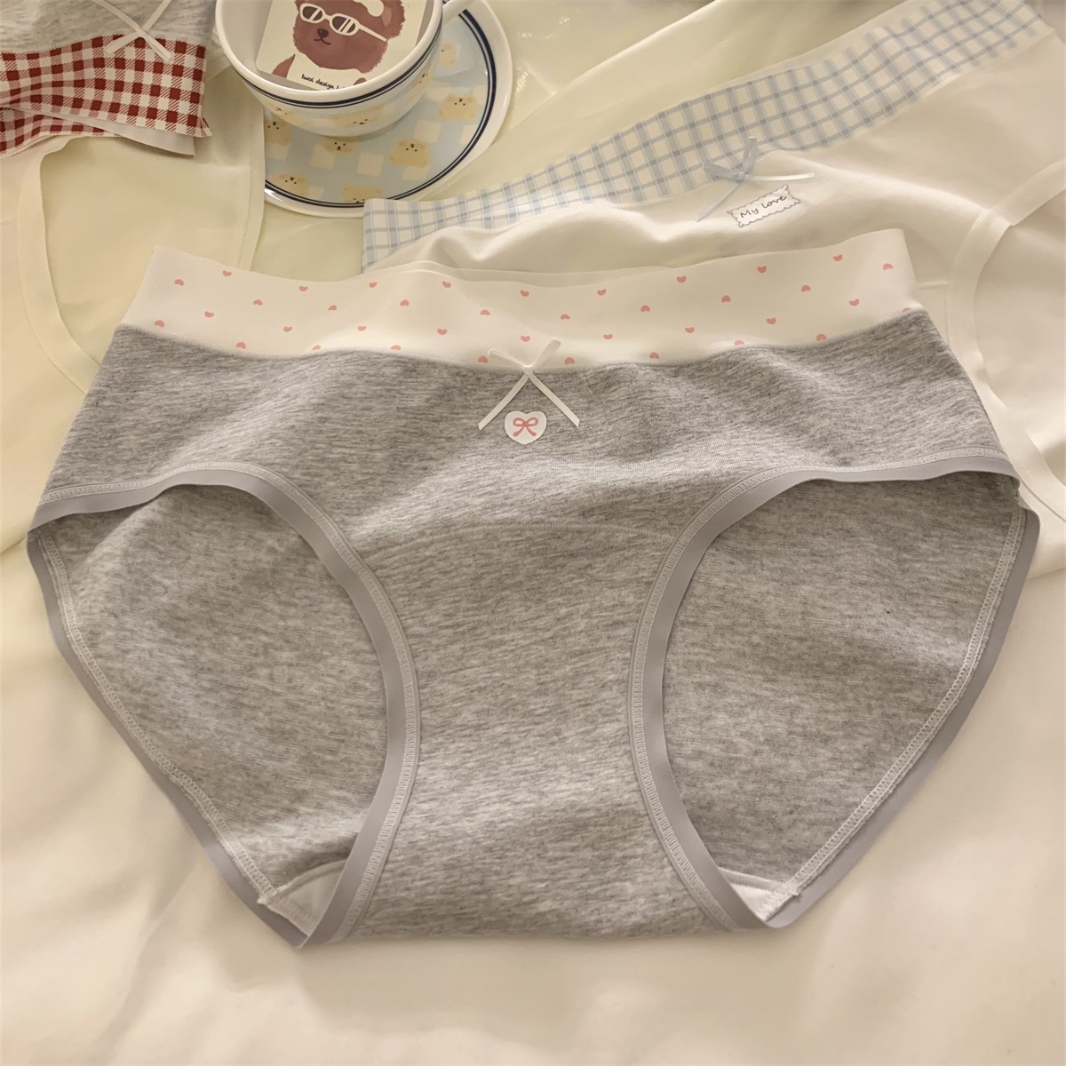 Korean style briefs, 10A antibacterial pure cotton underwear for women, seamless, extra long crotch, sweet patchwork, soft and girly.