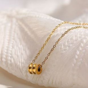 "Titanium steel does not fade" golden small waist necklace women's light luxury niche ins high-end sweater chain clavicle chain