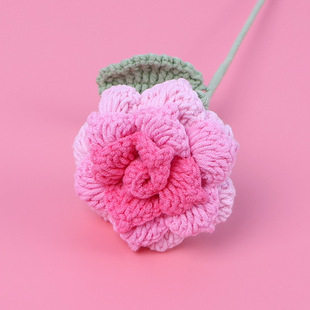 Finished hand-crocheted snowfield sharp gradient rose bouquet simulation flower wool flower market stall hand gift