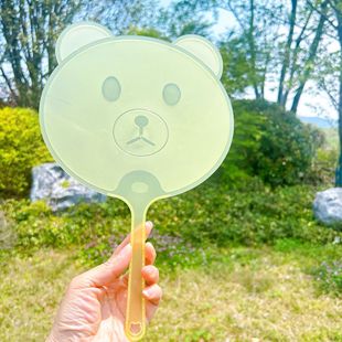 Cartoon bear fan summer portable cool cattail leaf fan student children hand-cranked mosquito repellent cool fan wholesale