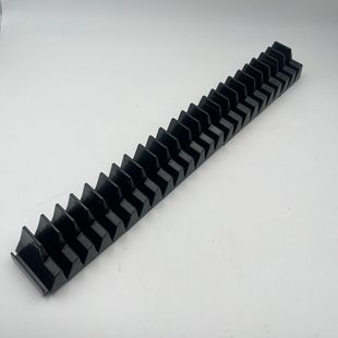 Wrench holder для хранения гаечных ключей может вместить 23 гаечных ключа