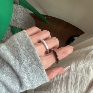 Black and White Texture Lava Ring Women's Fashionable All-match Niche Design Sense Open Ring Advanced Sense Simple Finger Ring