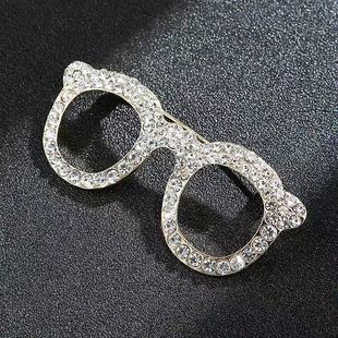 Unique design pearl love brooch 2024 new fashion autumn and winter corsage South Korea women's delicate pin accessories